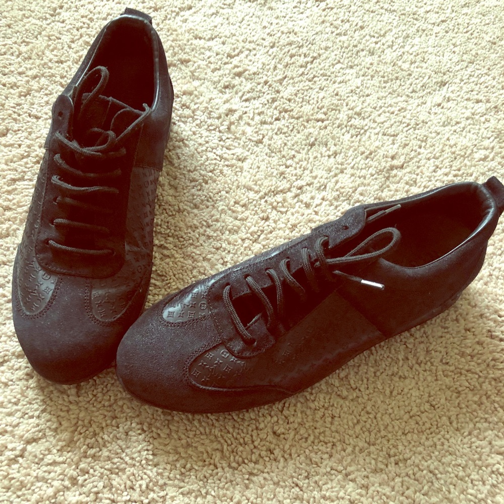 Louis Vuitton monogram leather loafer/sneaker